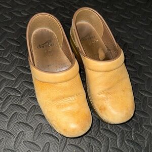 Dansko professional sz 36 Wide